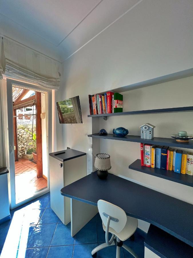 Augusto Capri Apartment エクステリア 写真