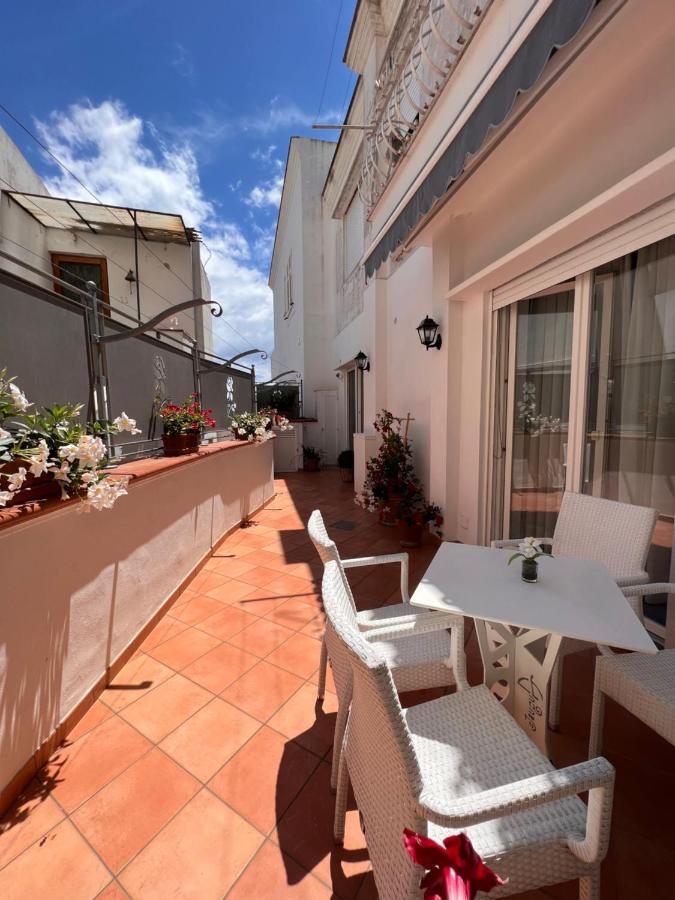 Augusto Capri Apartment エクステリア 写真